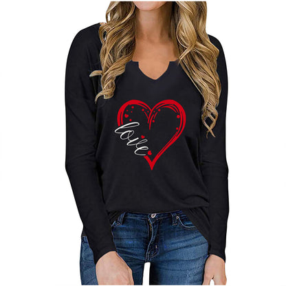 V-neck T-shirt with Valentine's Day print